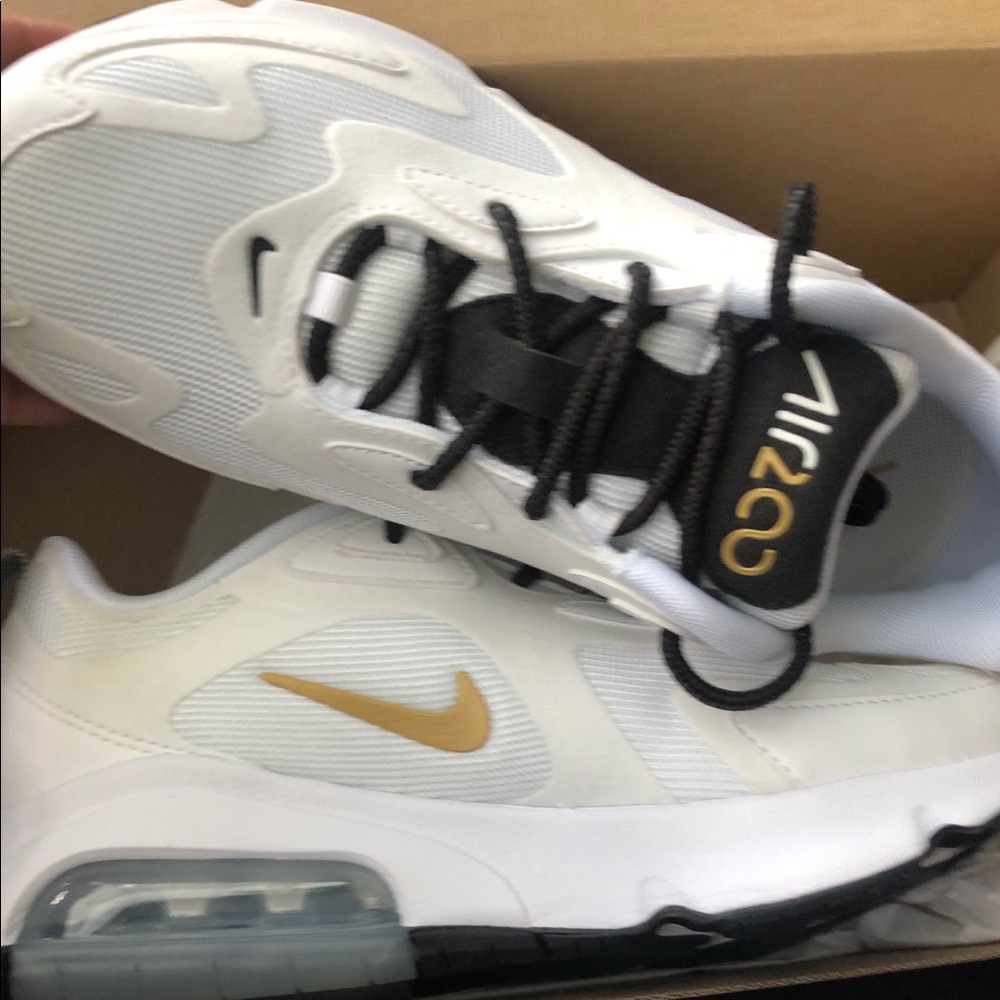(Sold)Nike Air Max - Picture 5 of 11